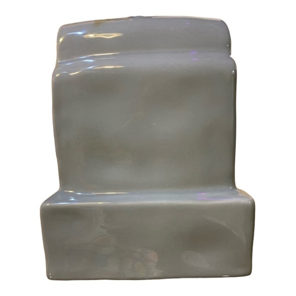 RAE DUNN Retired Halloween 9 Nine Lives Tombstone Birdhouse Ceramic Grey NIB - Picture 3 of 6